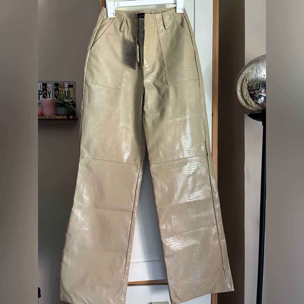 NWT pretty little thing wide leg, snake print